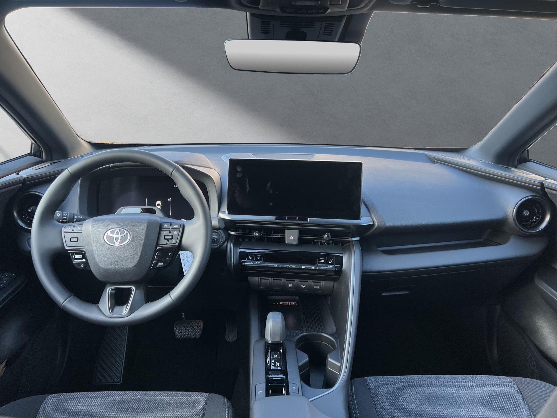 TOYOTA C-HR 2.0 HEV Swiss Edition 4x4-image-3