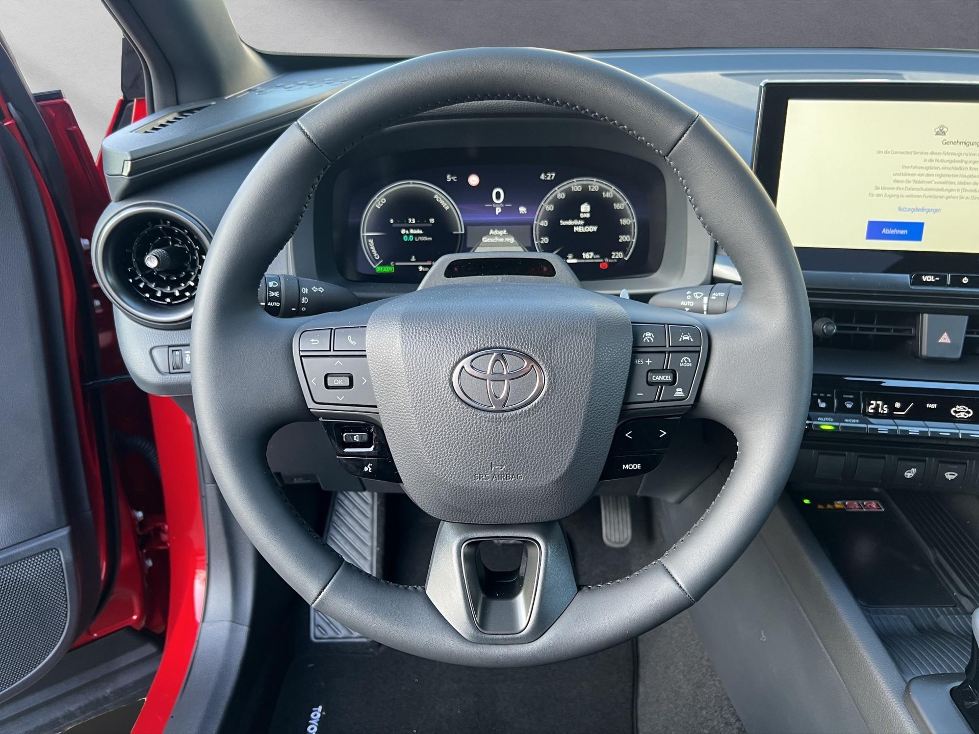 TOYOTA C-HR 2.0 HEV Swiss Edition 4x4-image-4