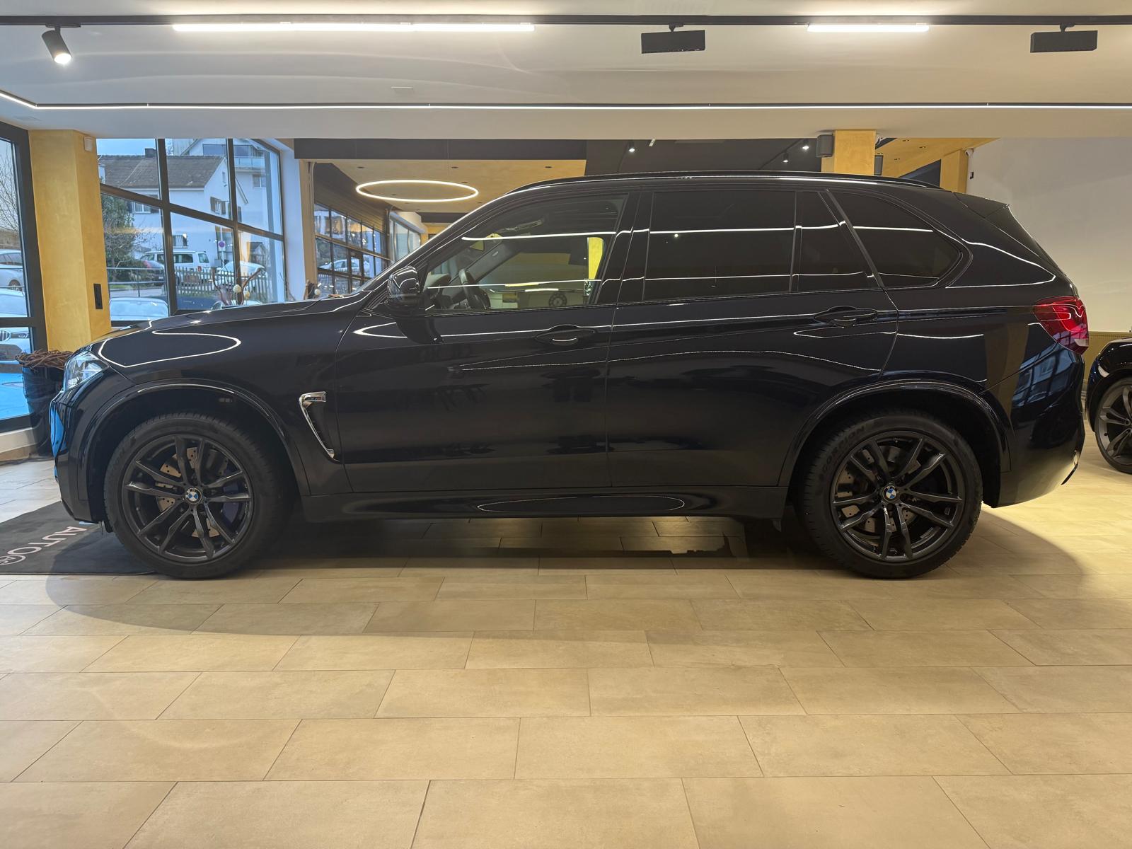 BMW X5M Edition Black Fire Steptronic-image-4