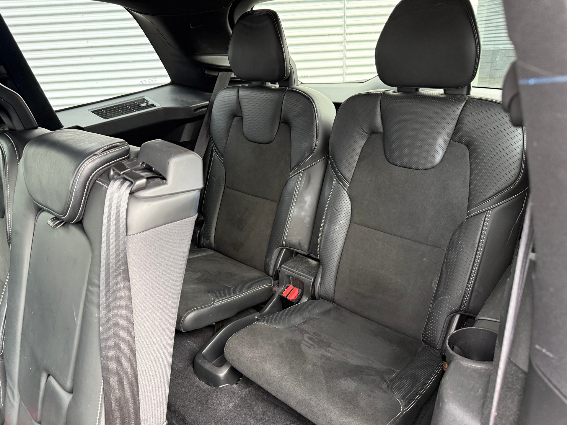 VOLVO XC90 D5 AWD R-Design Geartronic-image-5