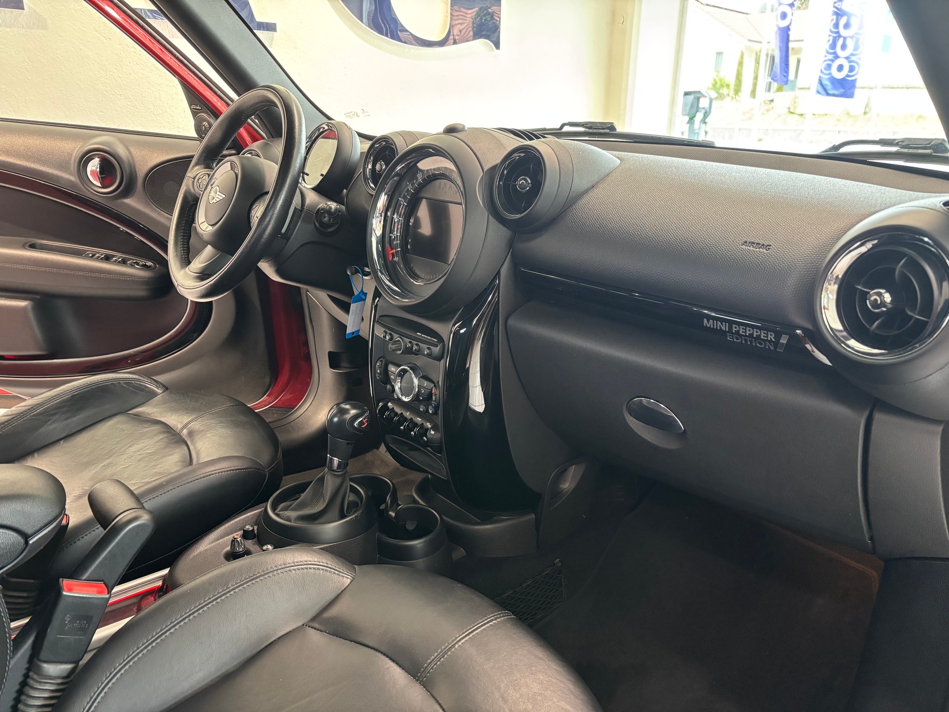 MINI Countryman Cooper S ALL4 Steptronic-image-5