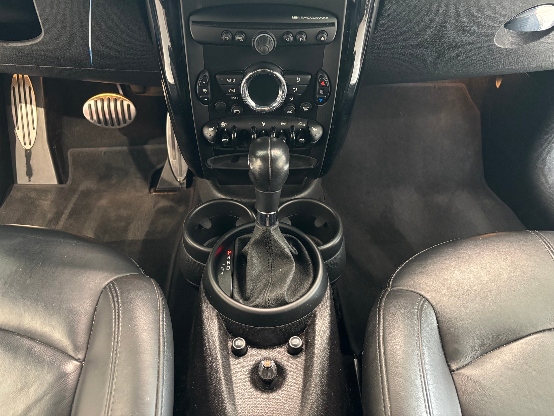 MINI Countryman Cooper S ALL4 Steptronic-image-12