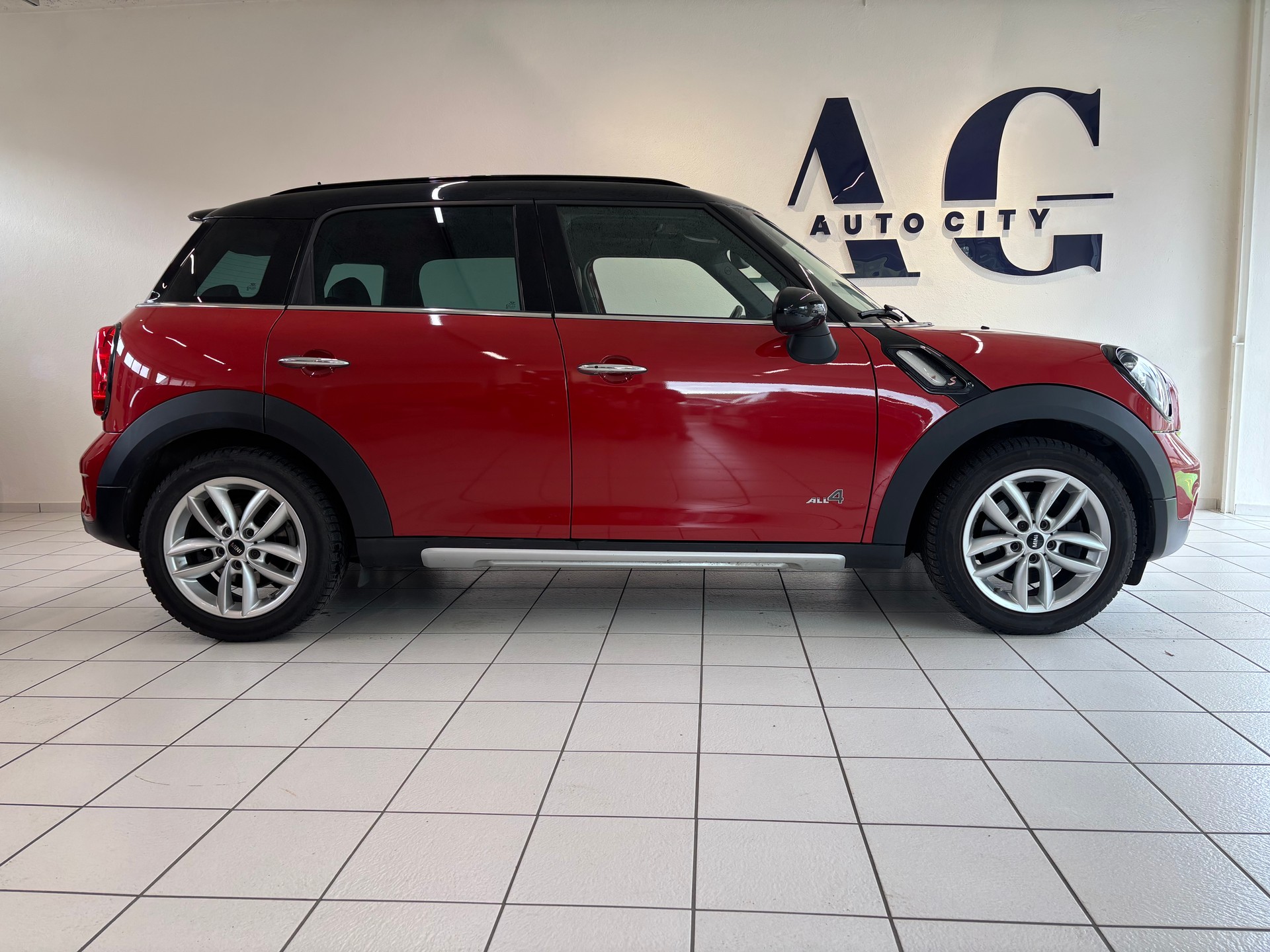 MINI Countryman Cooper S ALL4 Steptronic-image-2
