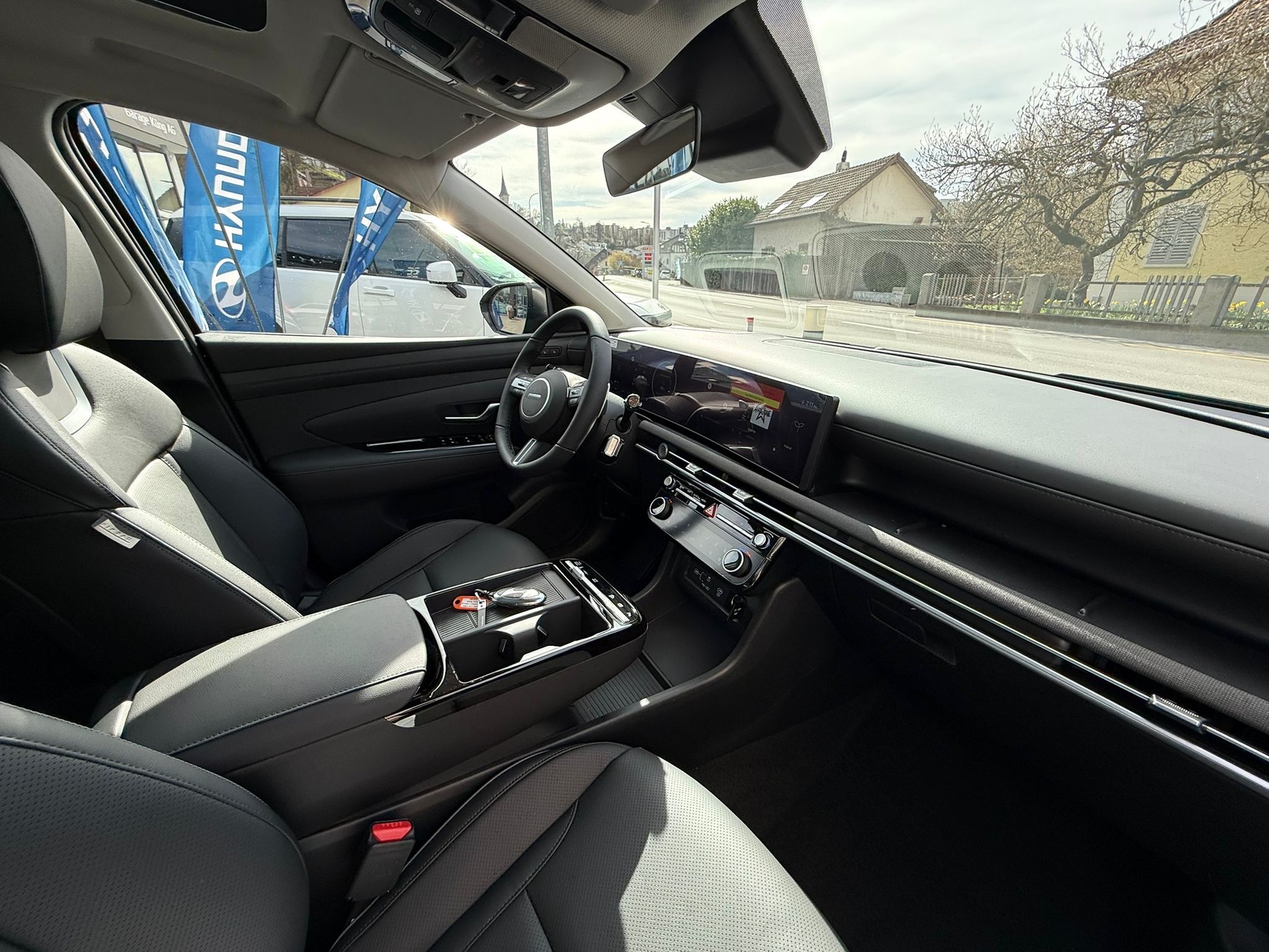 HYUNDAI Tucson 1.6 TGDI HEV Vertex 4WD Swiss Edition-image-9