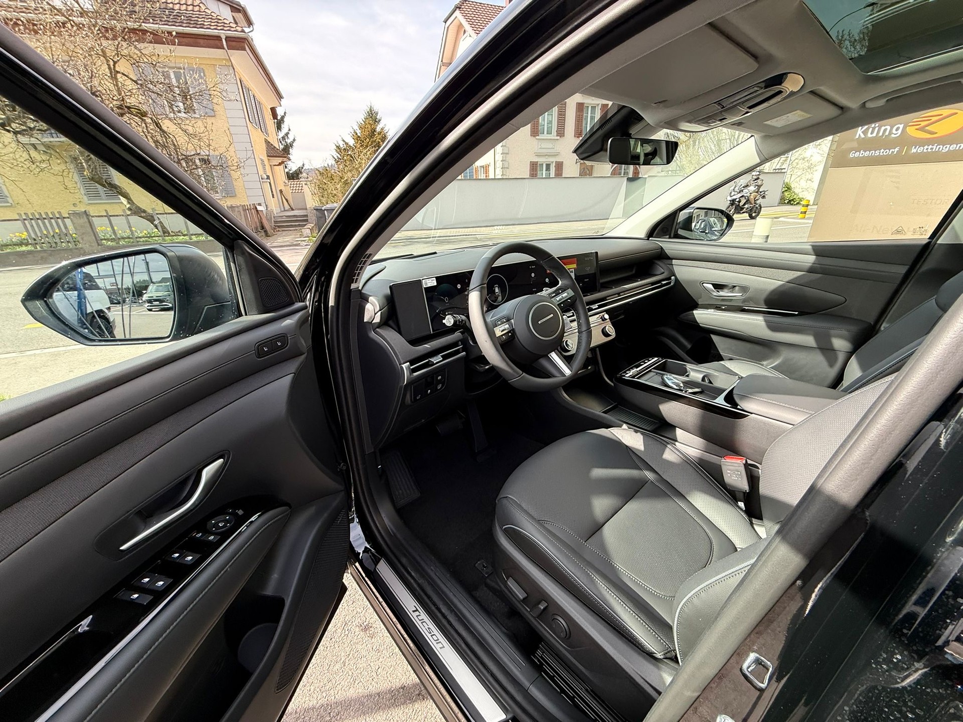 HYUNDAI Tucson 1.6 TGDI HEV Vertex 4WD Swiss Edition-image-13