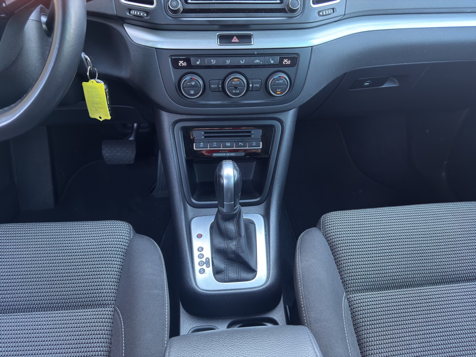 VW Sharan 1.4 TSI BlMT Comfortline DSG-image-9