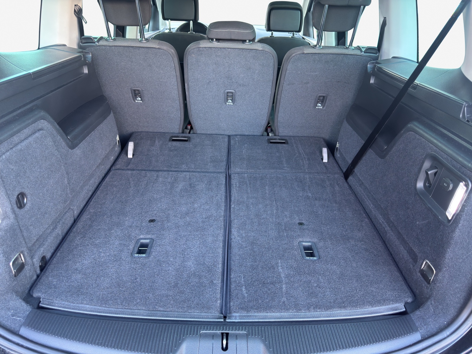 VW Sharan 1.4 TSI BlMT Comfortline DSG-image-11