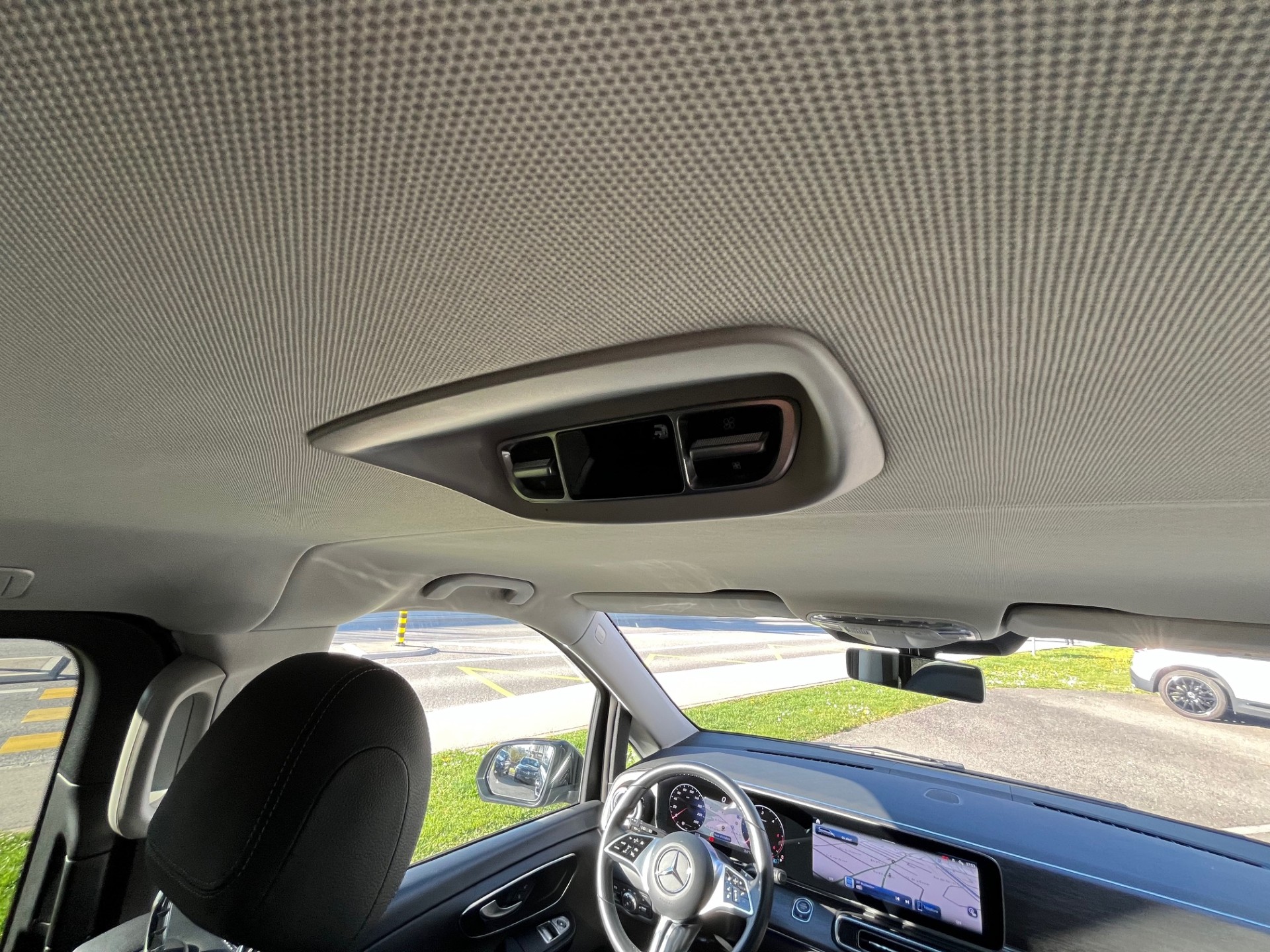 MERCEDES-BENZ V 250 d lang Avantgarde 4Matic FACELIFT-image-17