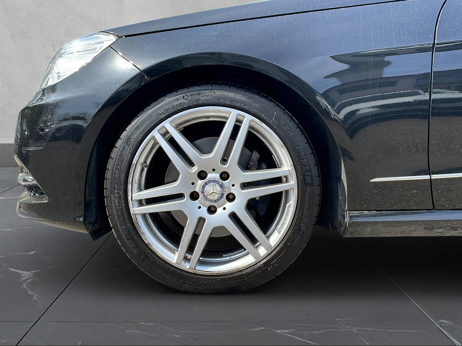 MERCEDES-BENZ E 350 Avantgarde 4Matic 7G-Tronic-image-8