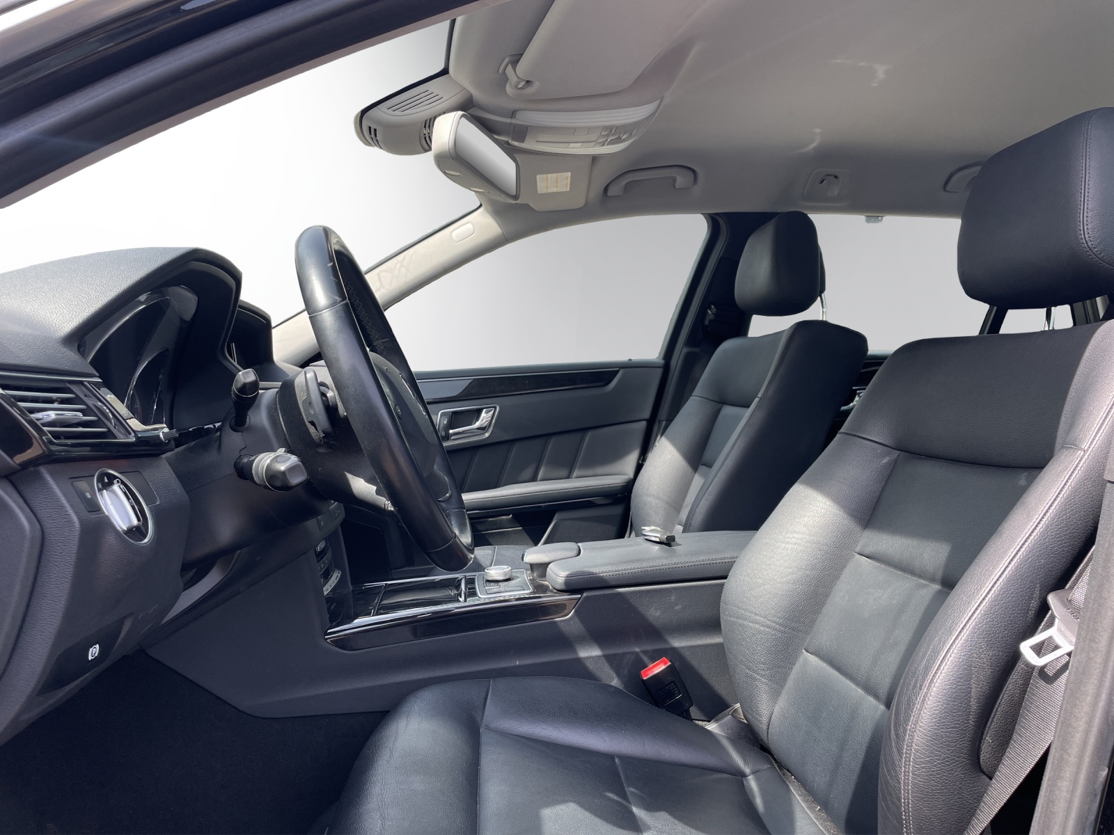 MERCEDES-BENZ E 350 Avantgarde 4Matic 7G-Tronic-image-9