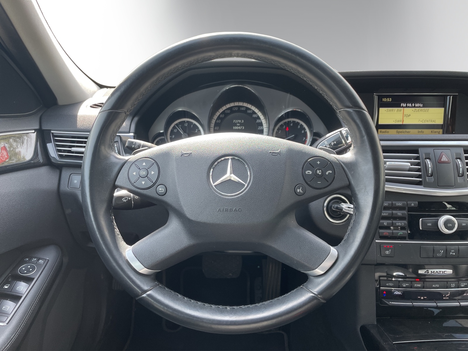 MERCEDES-BENZ E 350 Avantgarde 4Matic 7G-Tronic-image-13