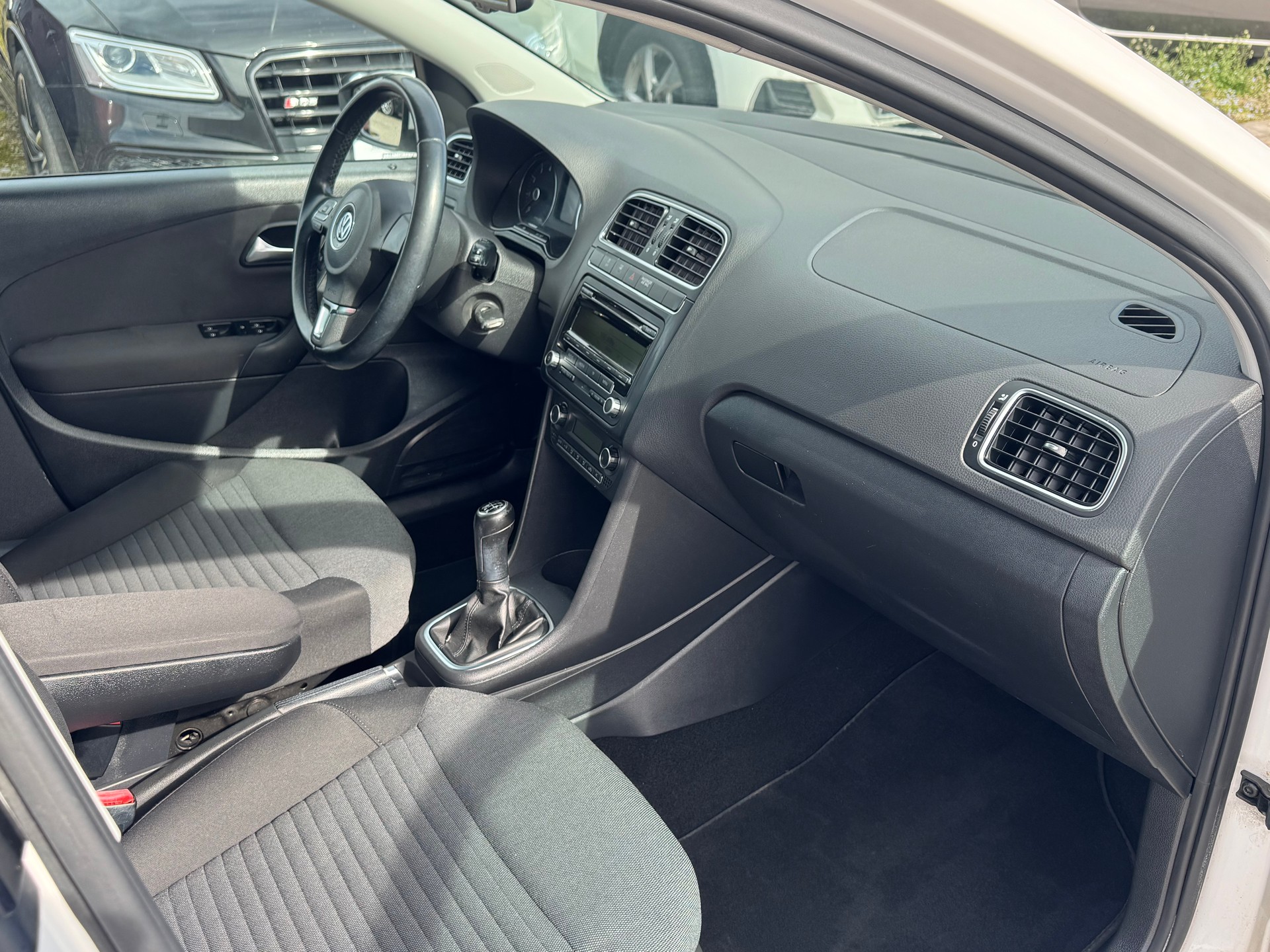 VW Polo 1.2 TSI Comfortline-image-5