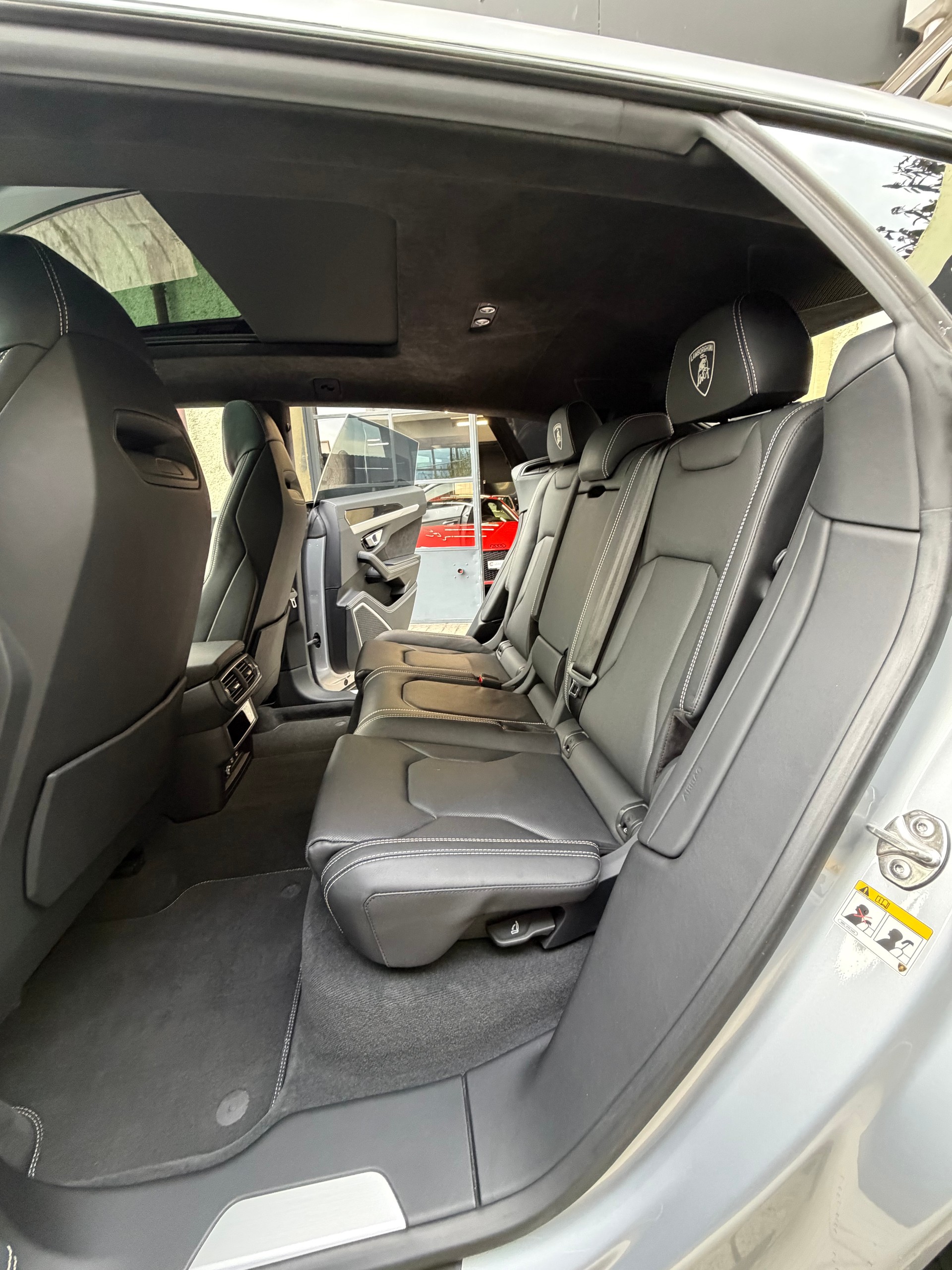 LAMBORGHINI Urus E-Gear Graphite Capsule-image-6