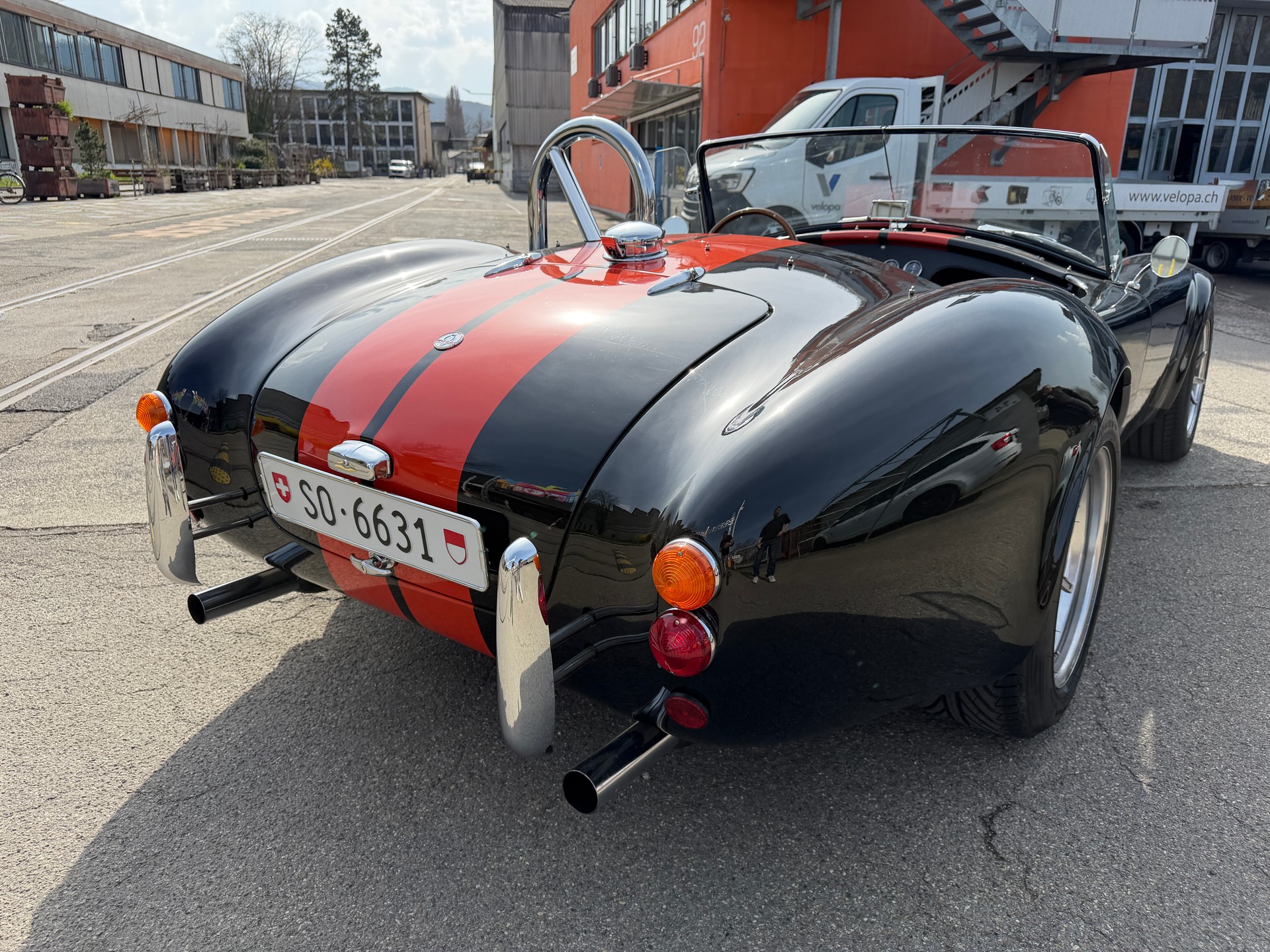 AC HS Cobra Replica V8-image-2
