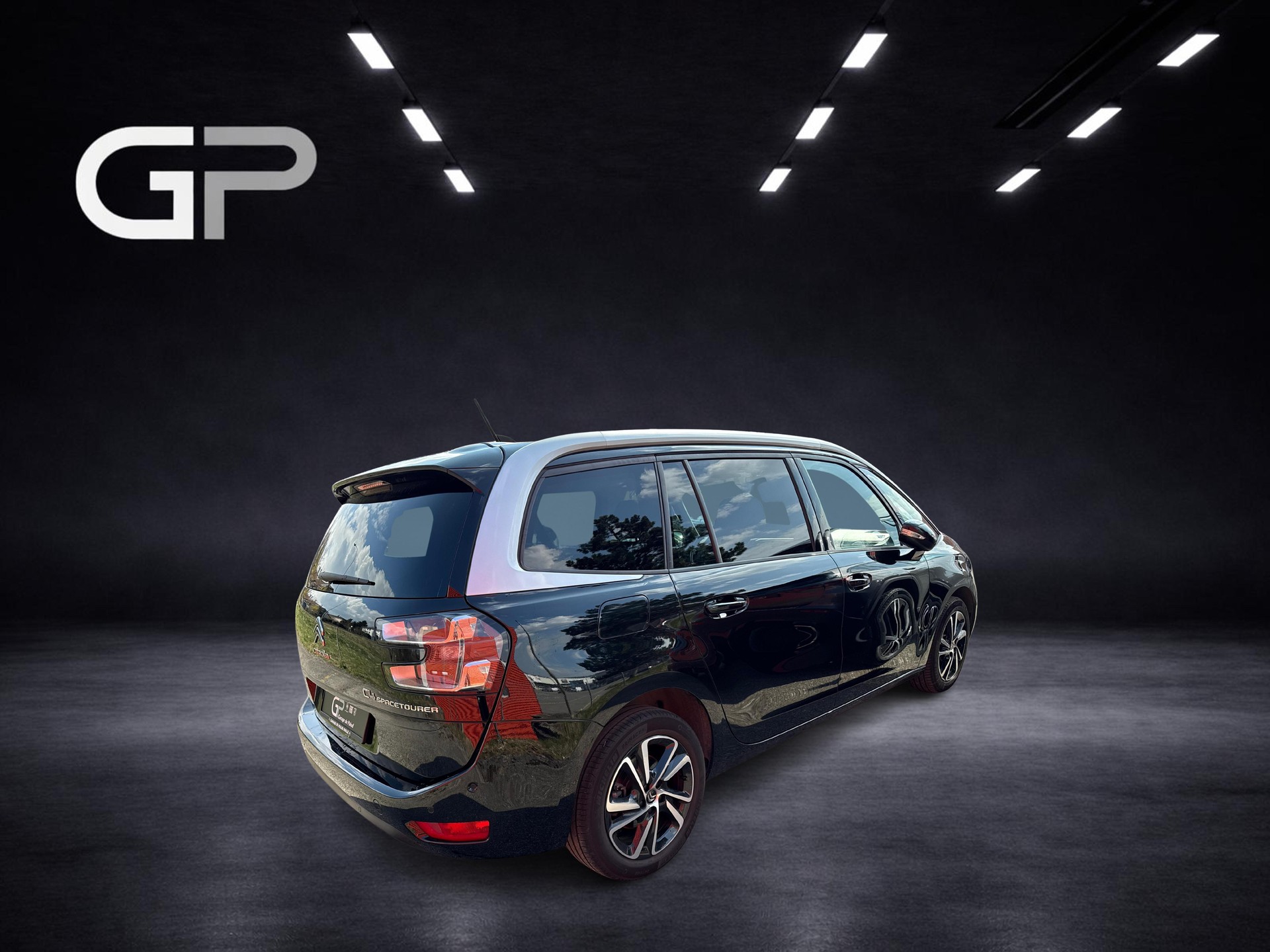 CITROEN C4 Grand Spacetourer 1.2 PureTech Shine-image-4