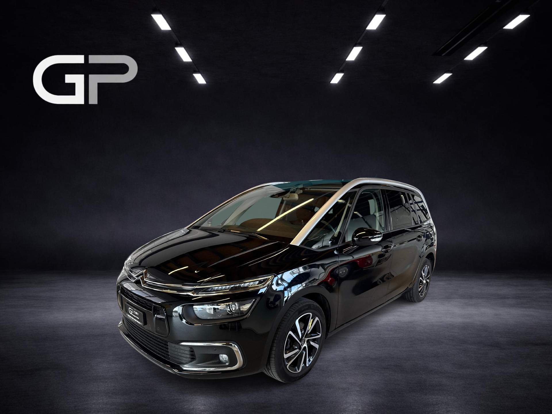 CITROEN C4 Grand Spacetourer 1.2 PureTech Shine-image-0