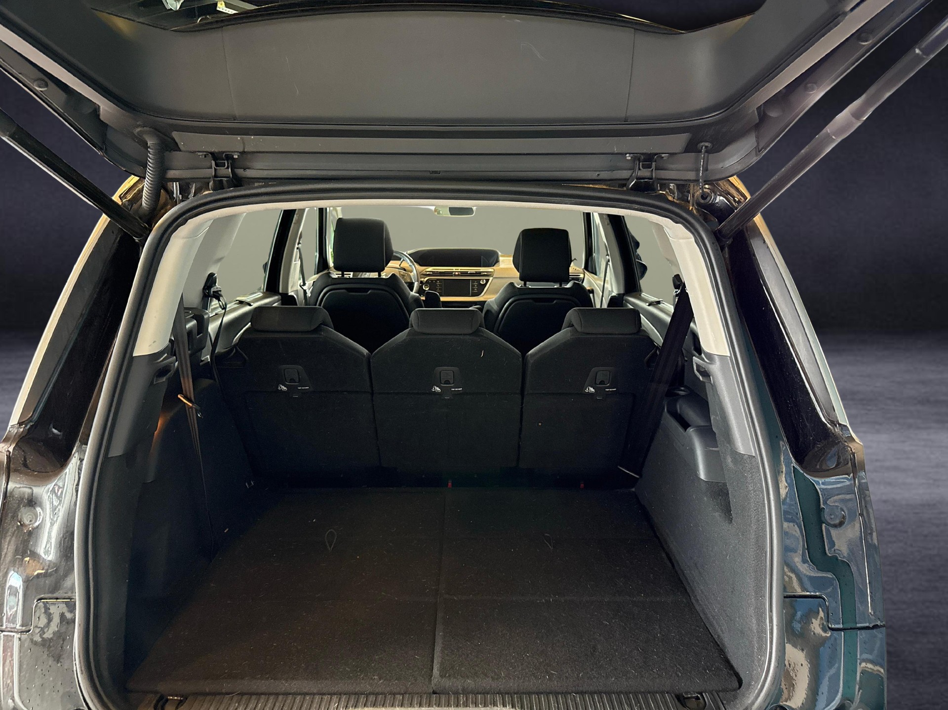 CITROEN C4 Grand Spacetourer 1.2 PureTech Shine-image-11
