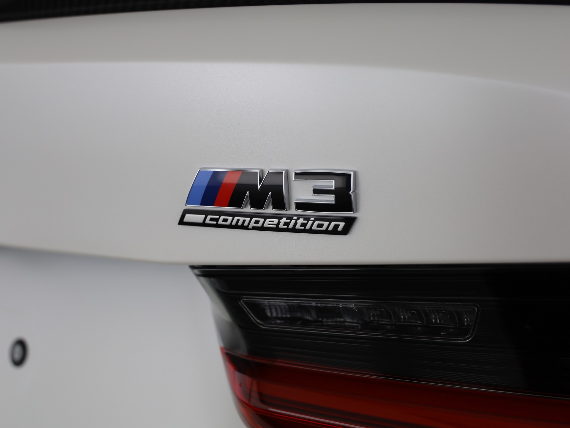 BMW M3 Competition xDrive-image-9