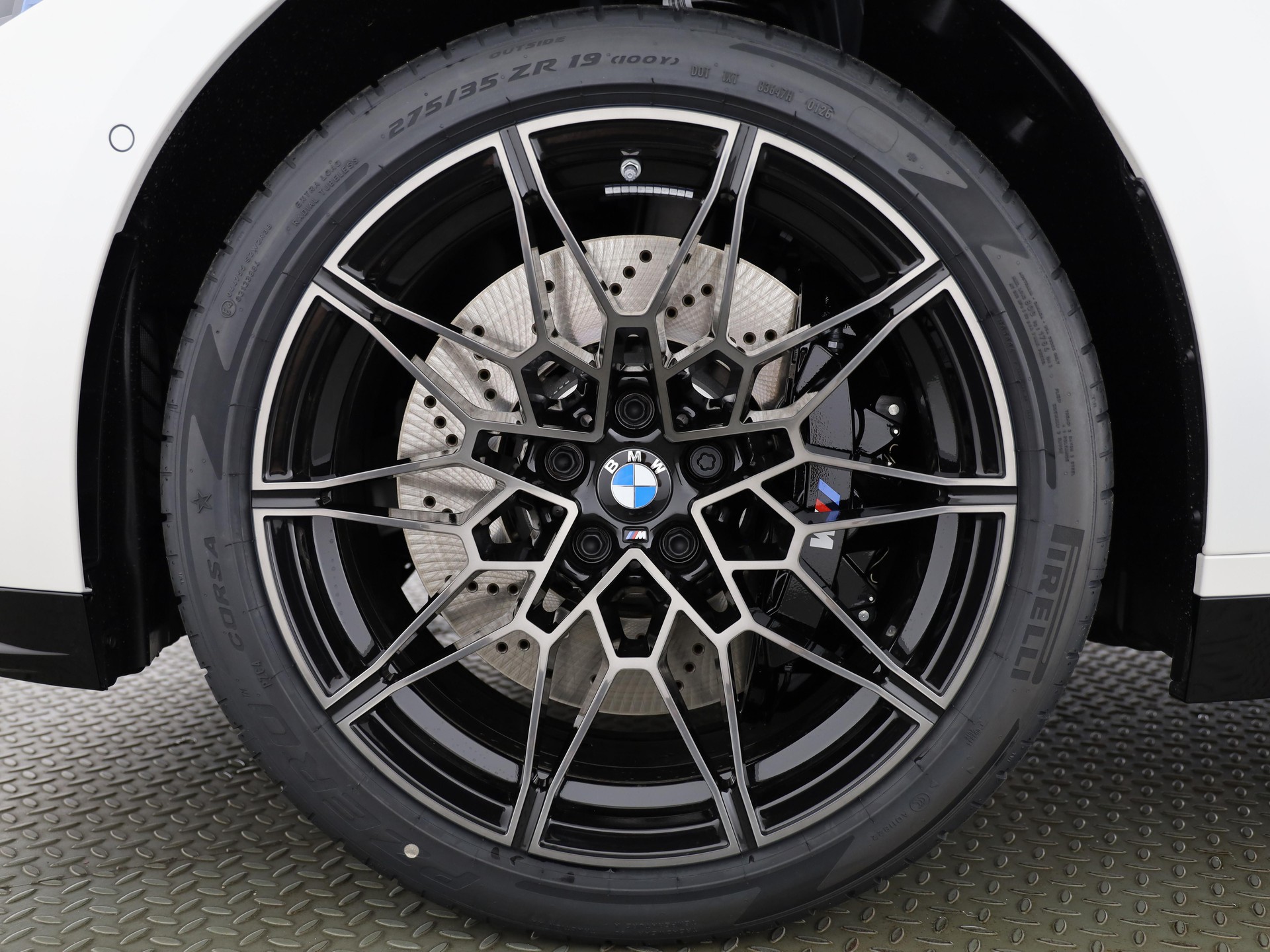 BMW M3 Competition xDrive-image-24