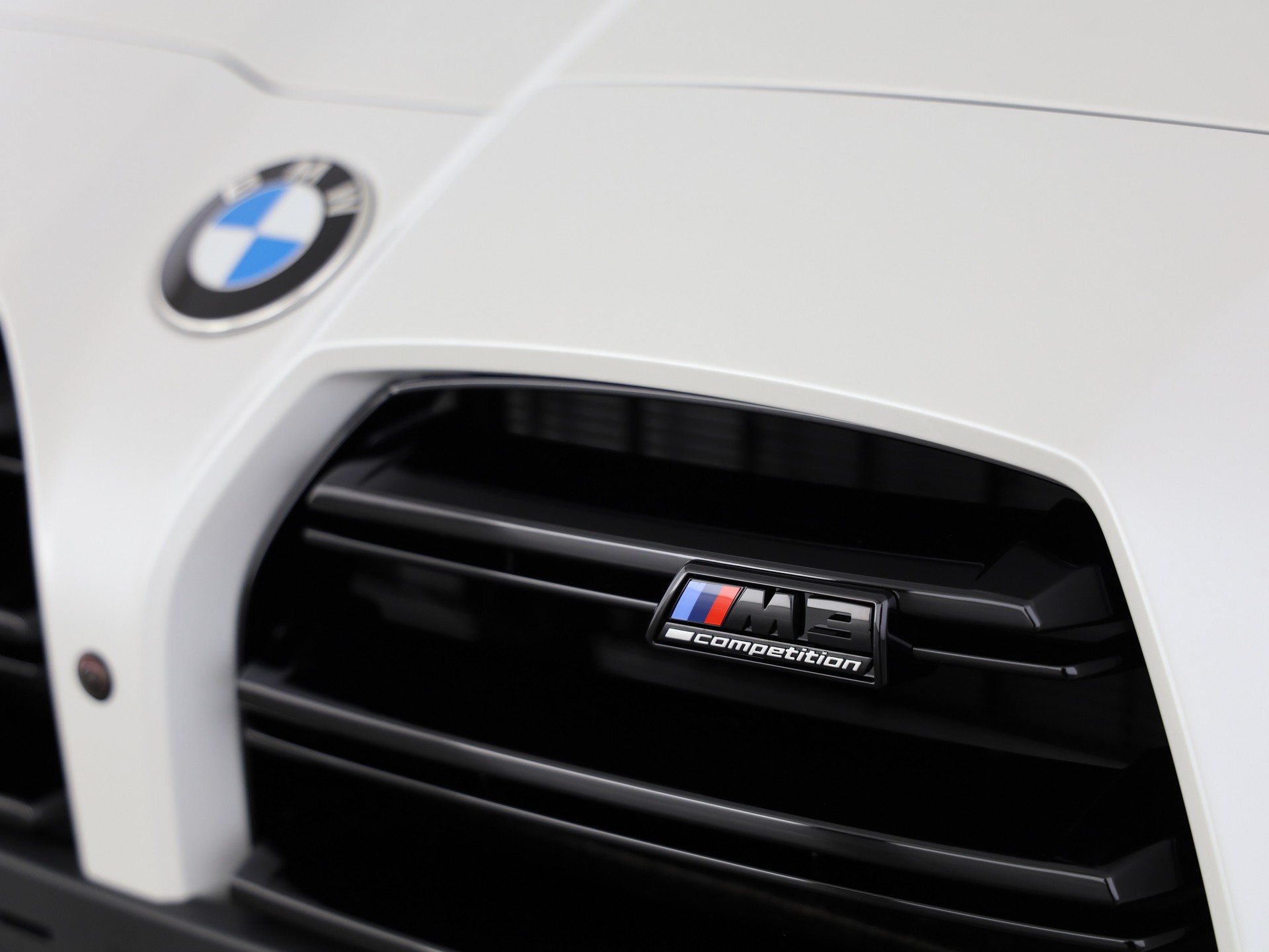 BMW M3 Competition xDrive-image-6