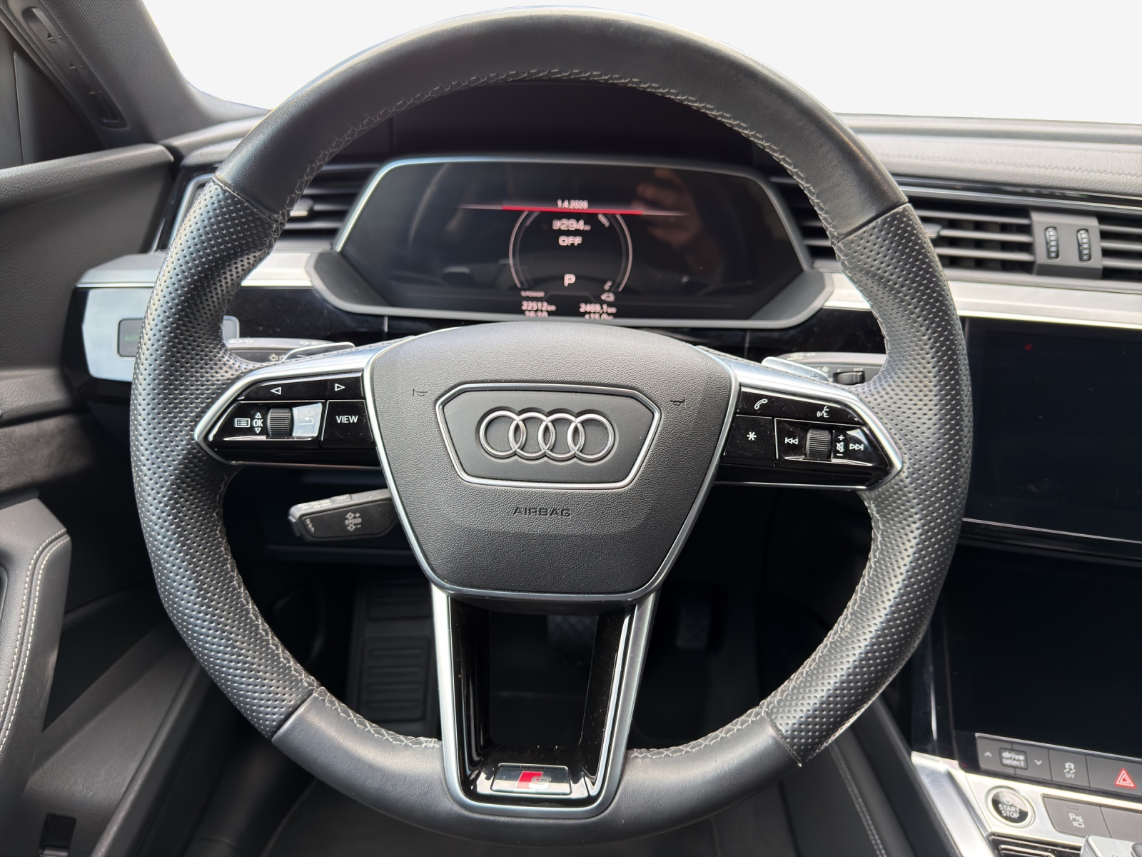 AUDI e-tron 50 Sportback S Line Attraction quattro-image-10