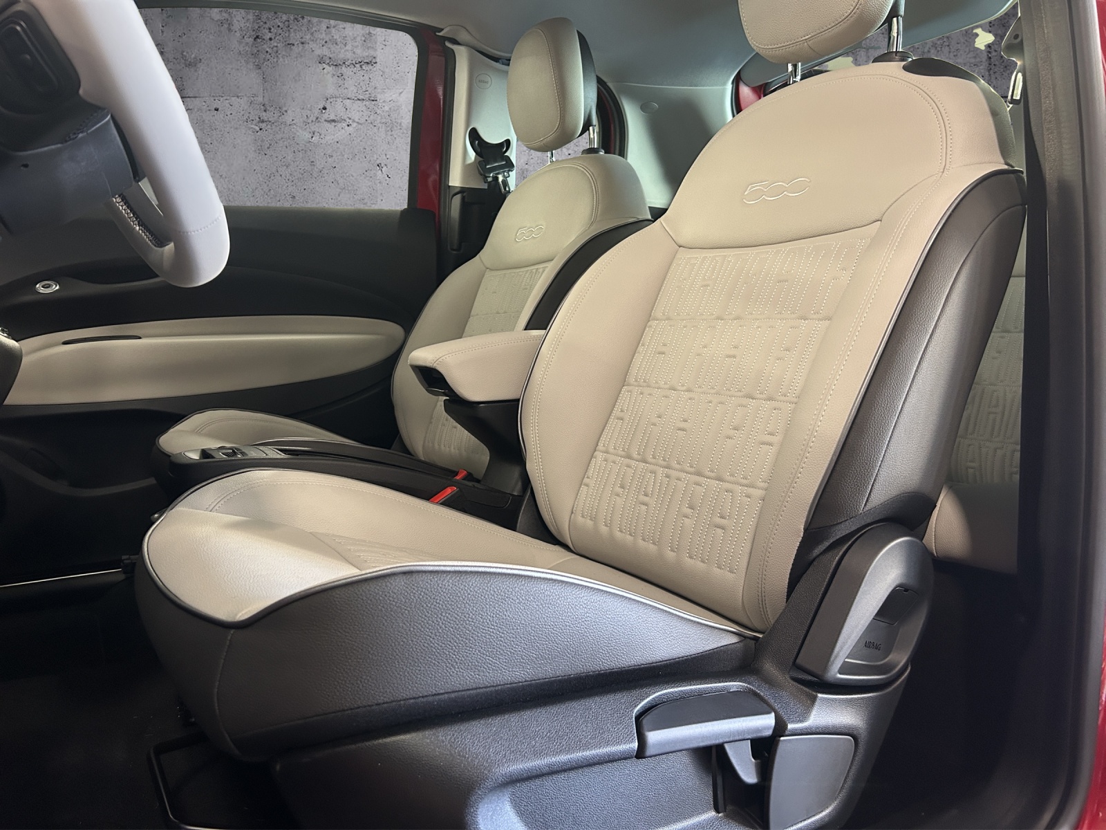 FIAT 500 3+1 electric 87 kW La Prima-image-7