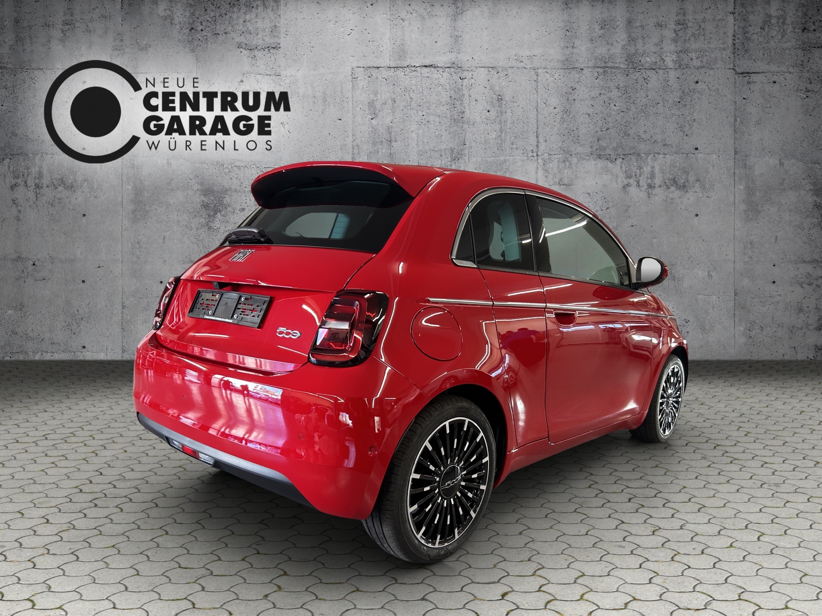 FIAT 500 3+1 electric 87 kW La Prima-showroom-element-3