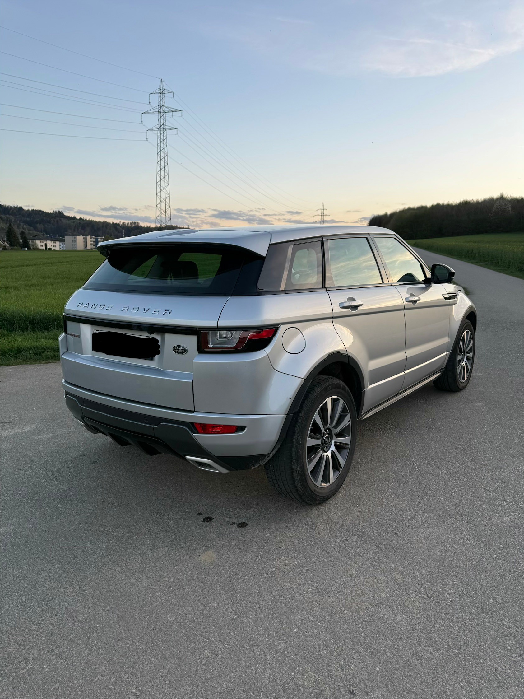 LAND ROVER Range Rover Evoque 2.0 Si4 SE AT9-image-4