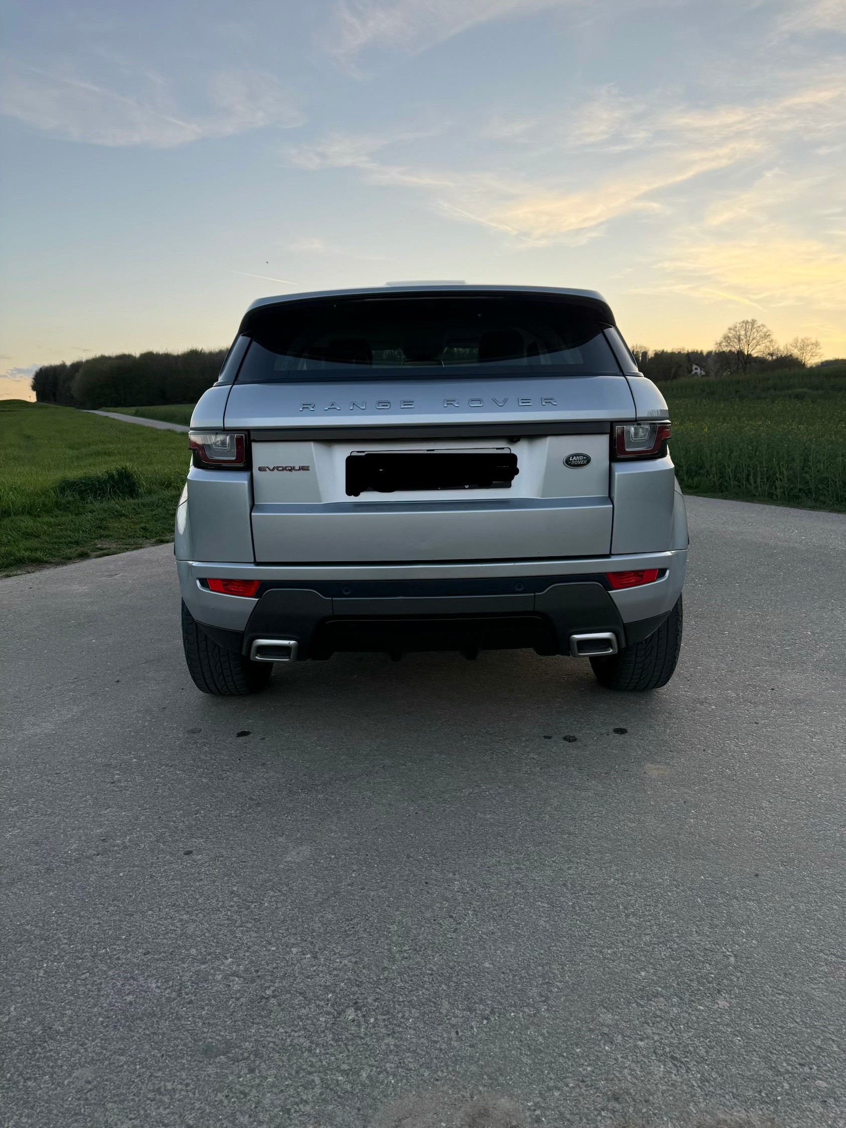 LAND ROVER Range Rover Evoque 2.0 Si4 SE AT9-image-3