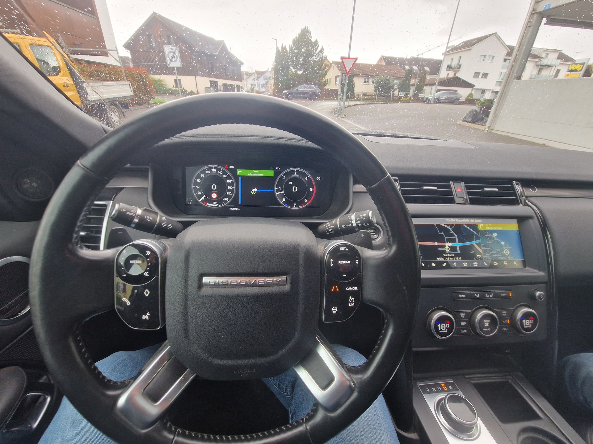 LAND ROVER Landrover Discovery 3.0 SDV6-image-2