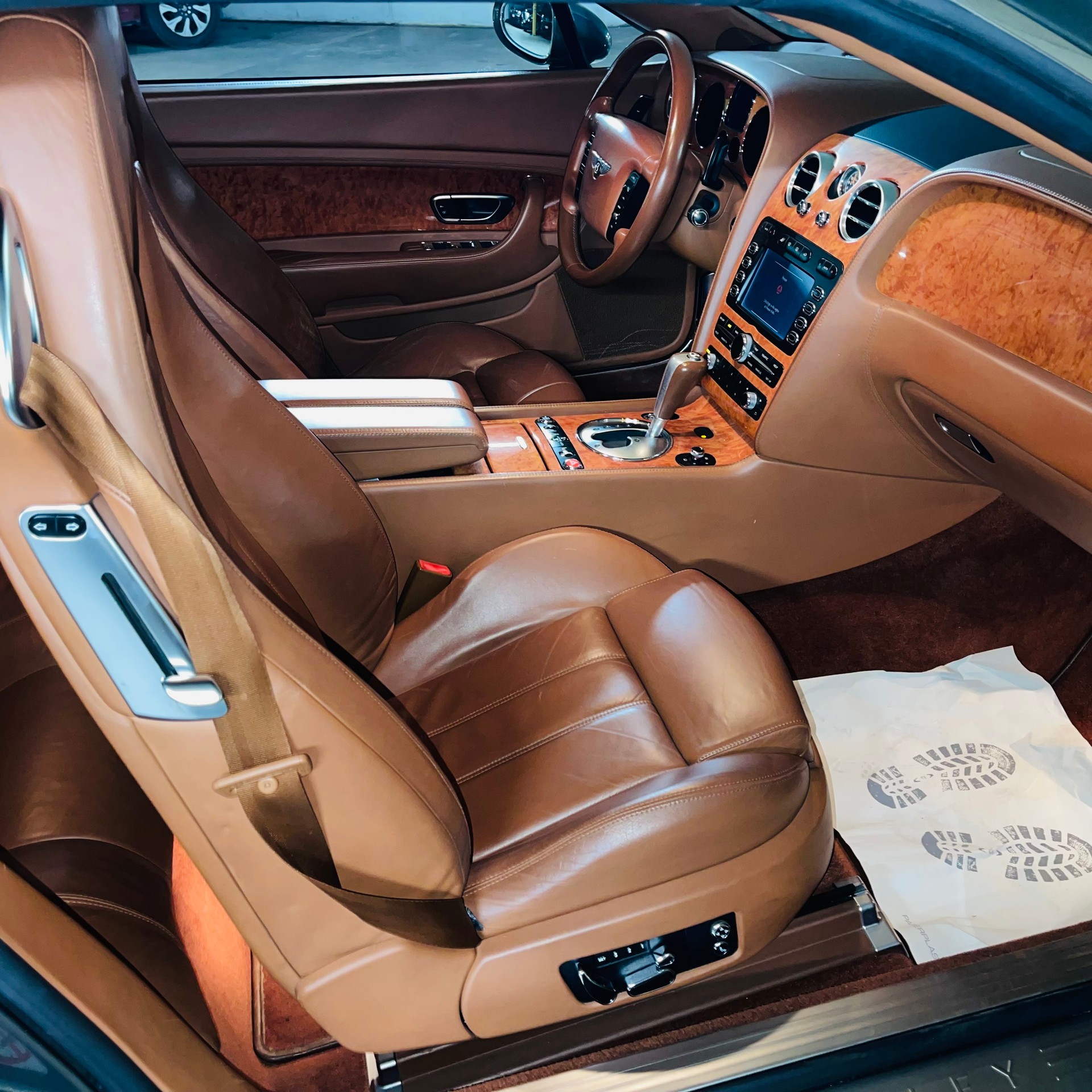 BENTLEY Continental GTC 6.0-image-11