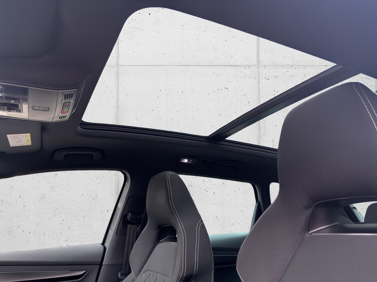 SKODA New Karoq 2.0 TSI SportLine 4x4 DSG mit Panorama-Ausstell-/Schiebedach-image-26