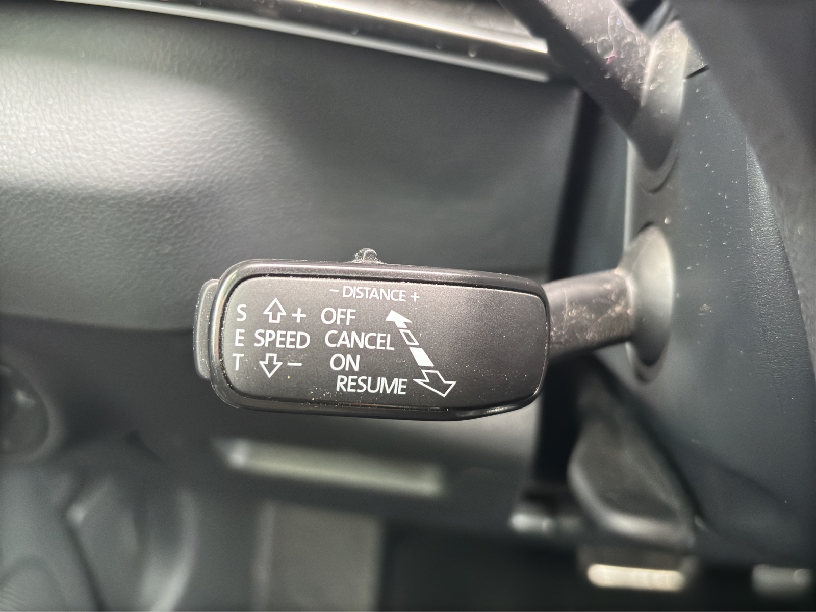 SKODA New Karoq 2.0 TSI SportLine 4x4 DSG mit Panorama-Ausstell-/Schiebedach-image-14