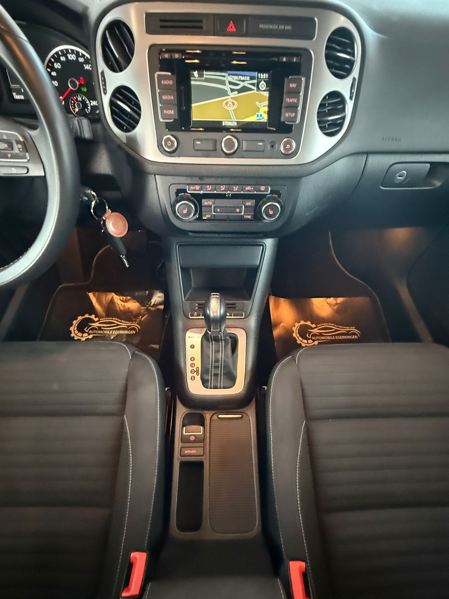 VW Tiguan 2.0 TDI BMT Cup R-Line DSG-image-14