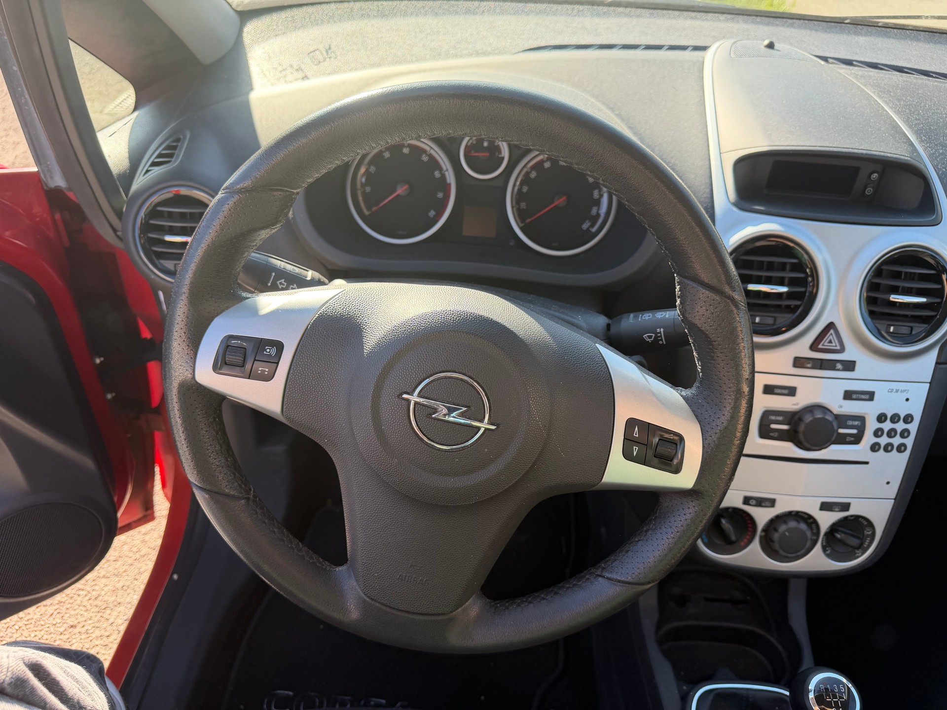 OPEL Corsa 1.4 TP Sport-image-6