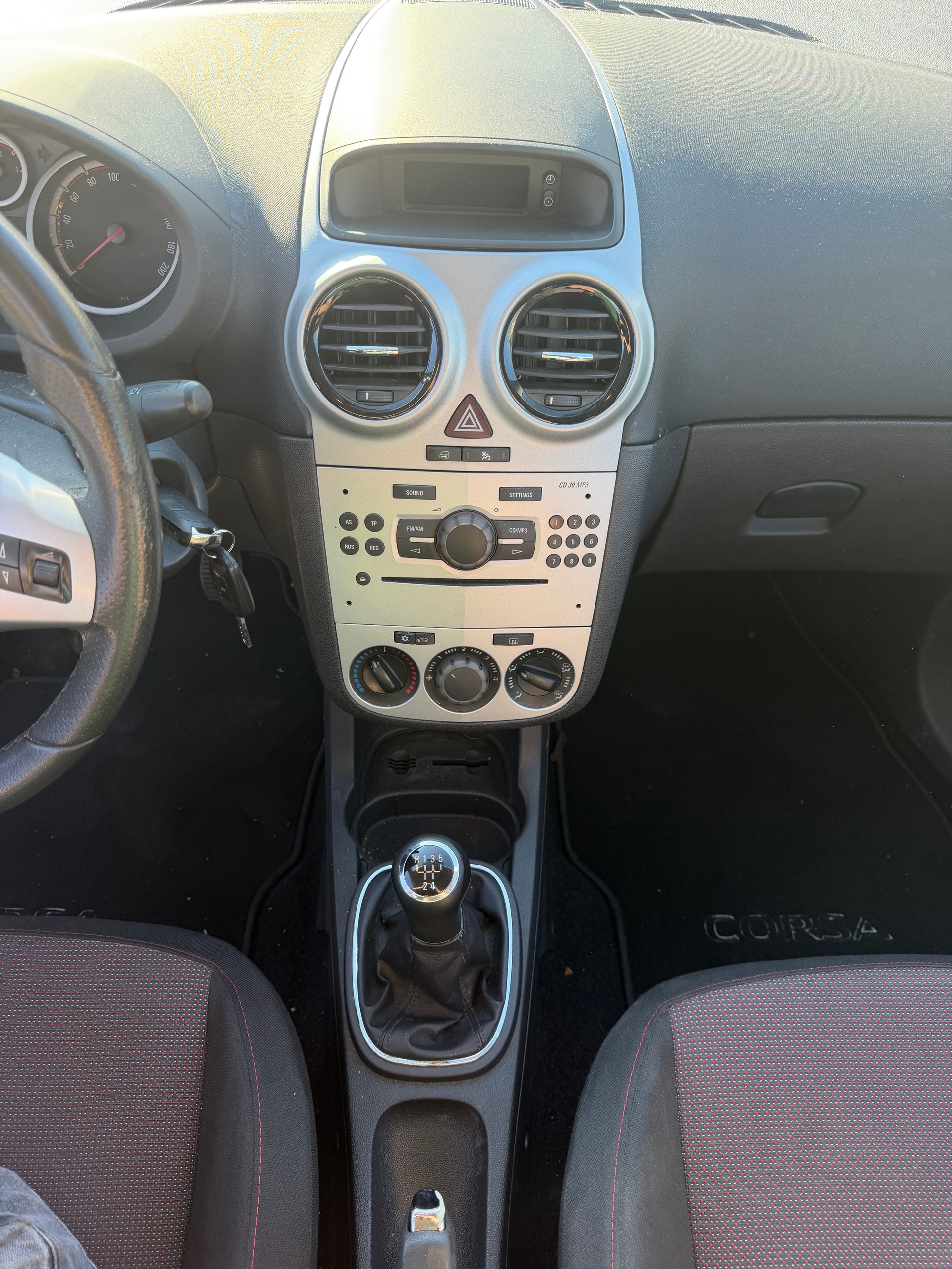OPEL Corsa 1.4 TP Sport-image-5