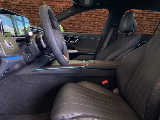 MERCEDES-BENZ E 300 de T 4M 9G-Tronic-image-11