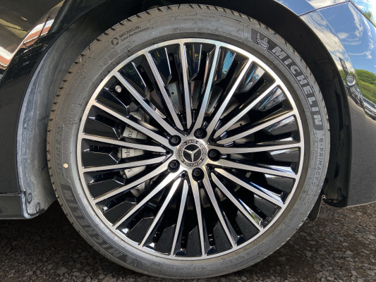 MERCEDES-BENZ E 300 de T 4M 9G-Tronic-image-8