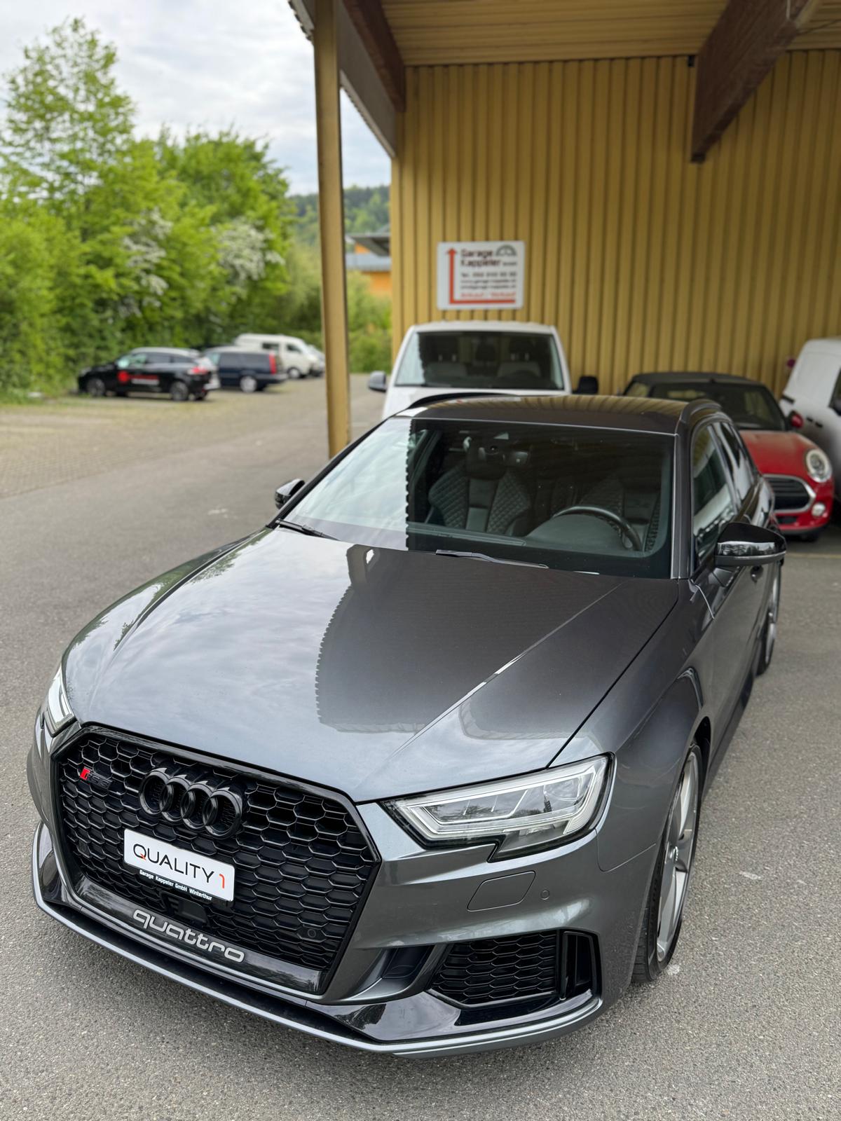 AUDI RS3 Sportback 2.5 TSI quattro S-tronic (Limousine) Audi AUDI RS3 Sportback 2.5 TSI quattro S-tronic (Limousine)