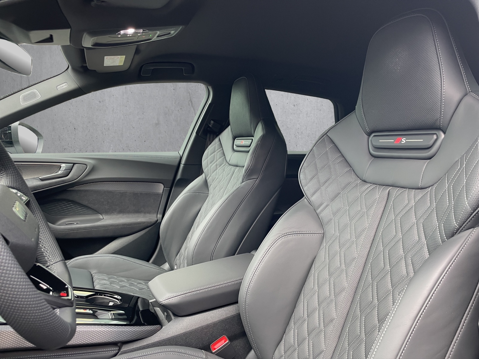 AUDI S5 Avant TFSI quattro S tronic-image-6