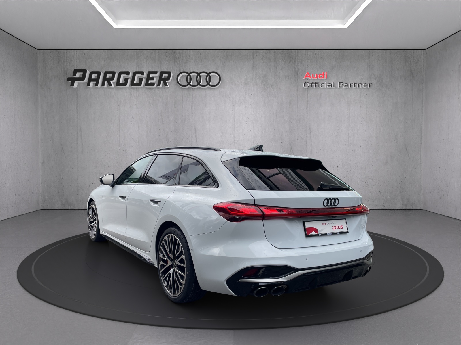 AUDI S5 Avant TFSI quattro S tronic-image-4