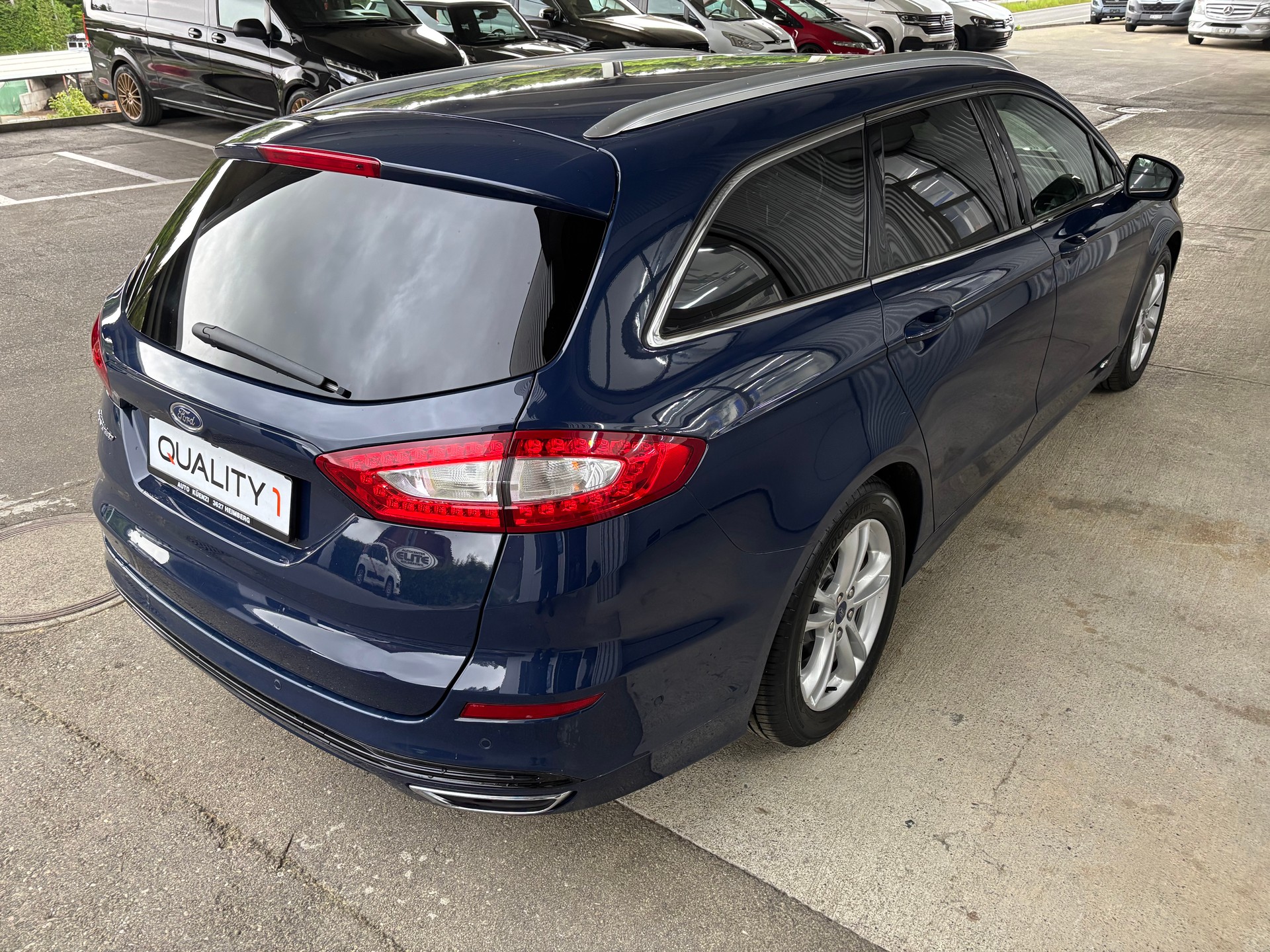 FORD Mondeo 2.0 TDCi Titanium AWD PowerShift mit AHK-showroom-element-3