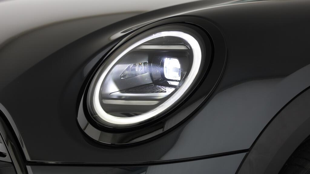 MINI Cooper 5 door S-image-15