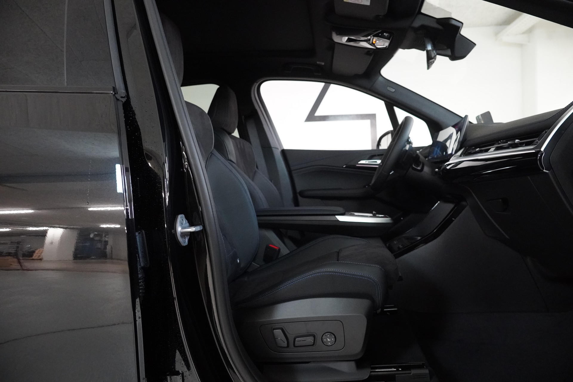 BMW 223d Active Tourer xDrive M Sport DKG-image-13