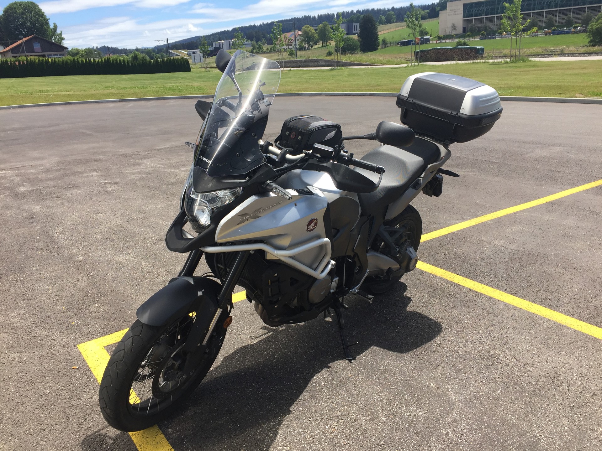 HONDA VFR 1200 X-image-2