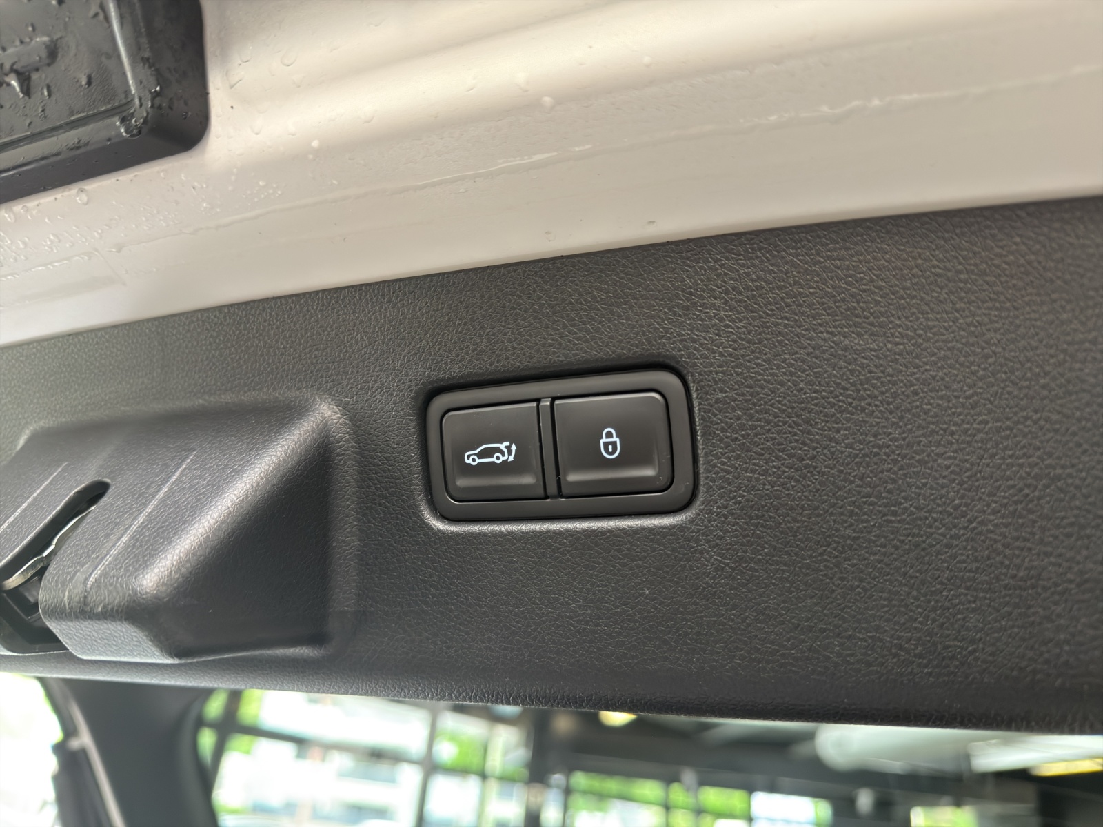 GENESIS GV60 77.4 kWh Sport Plus AWD-image-15
