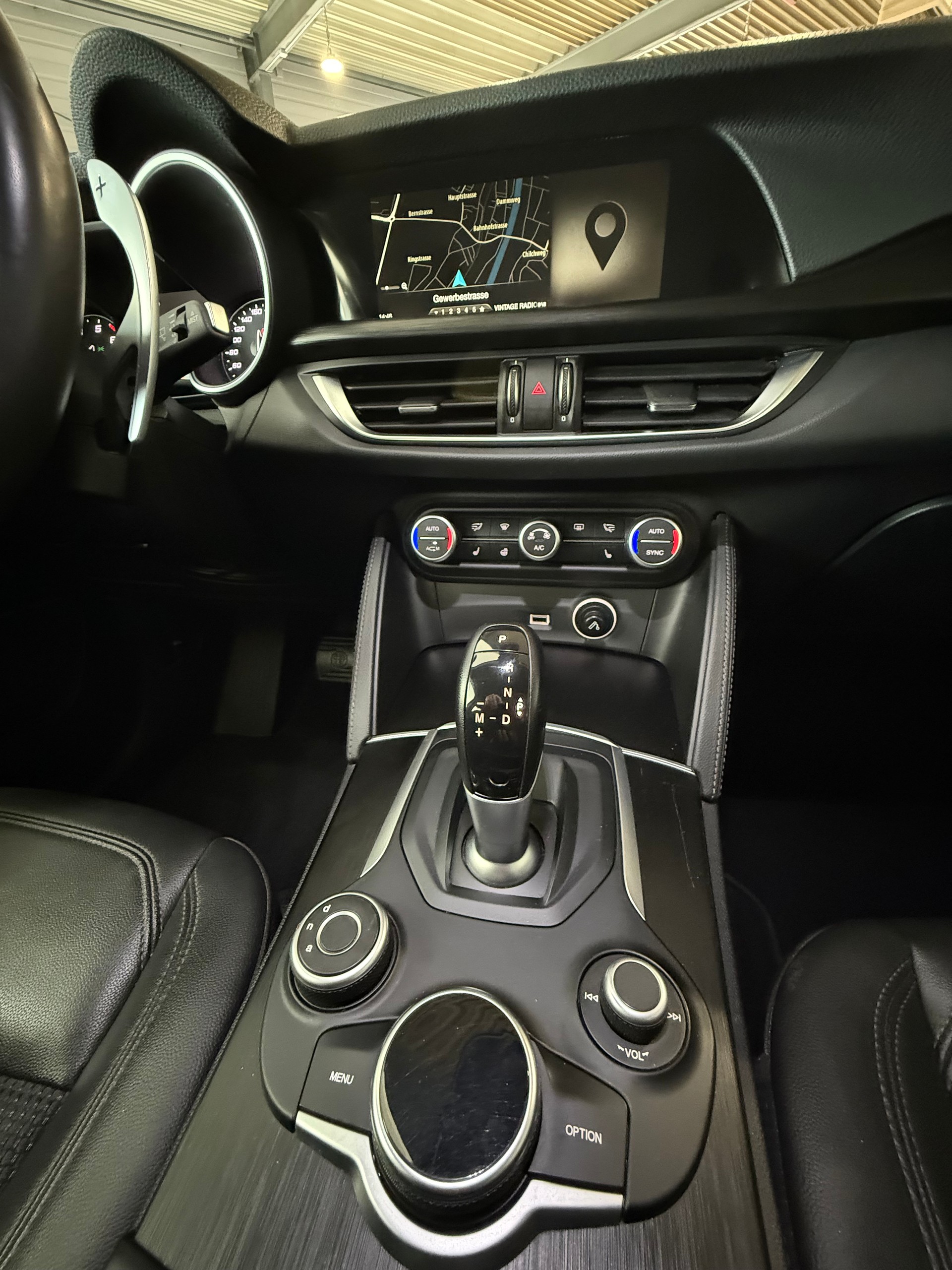 ALFA ROMEO Stelvio 2.0 Super Q4 Automatic-image-13
