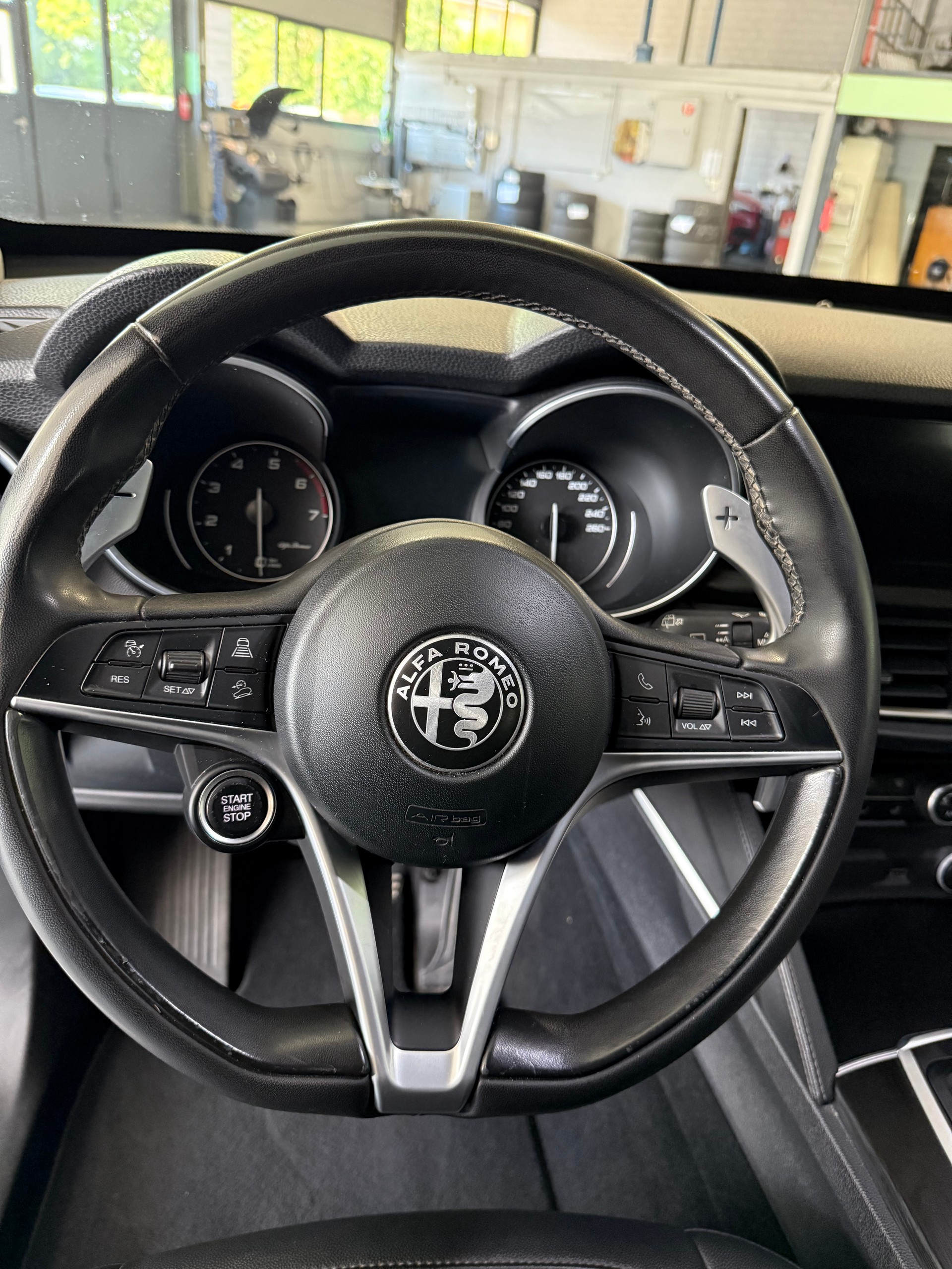 ALFA ROMEO Stelvio 2.0 Super Q4 Automatic-image-9