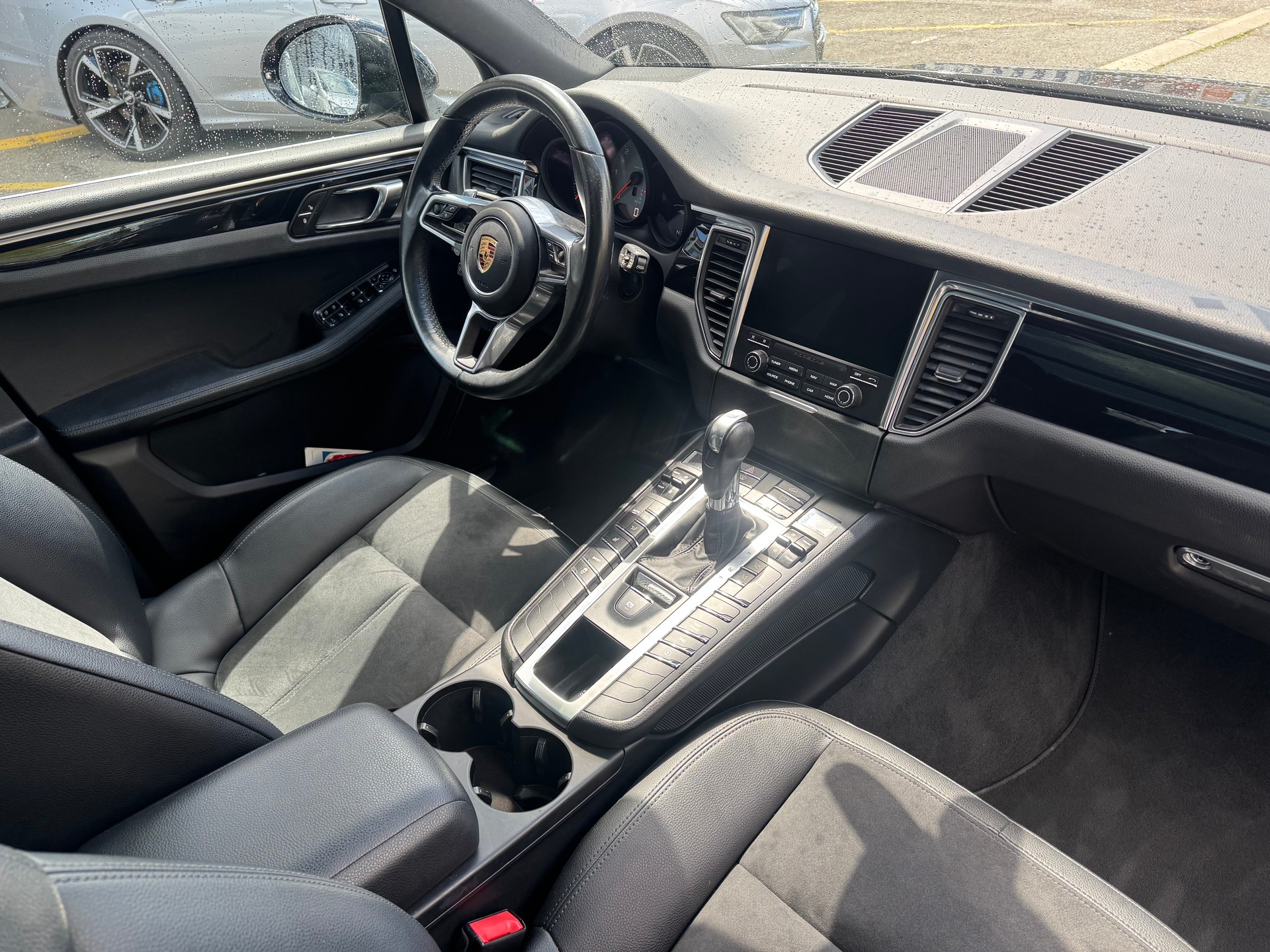 PORSCHE Macan S Diesel PDK-image-8