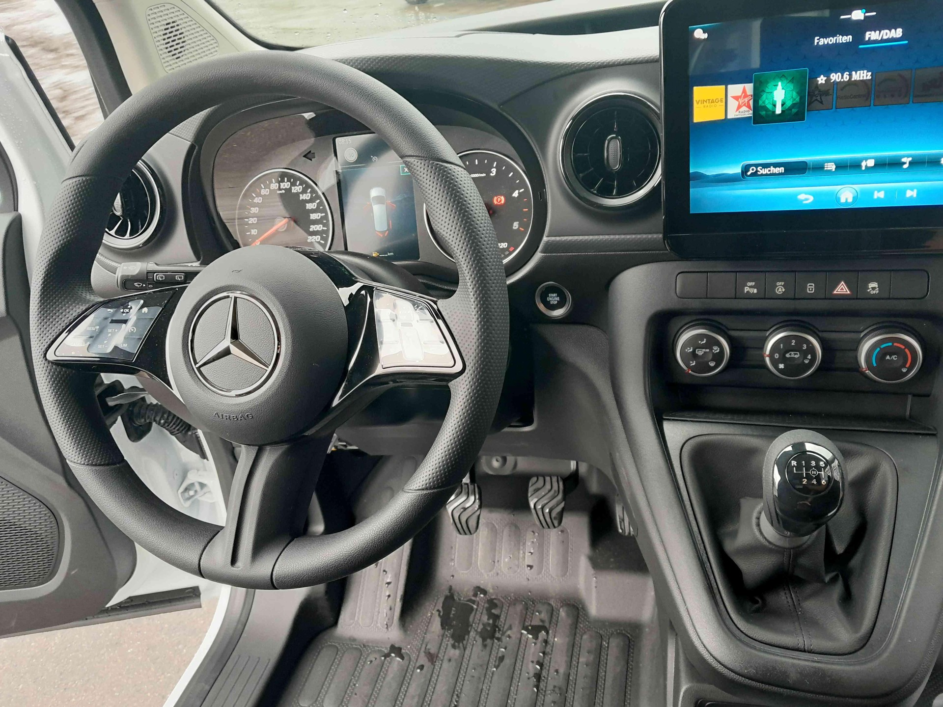 MERCEDES-BENZ Citan 112 CDI KA S FWD Worker-image-10